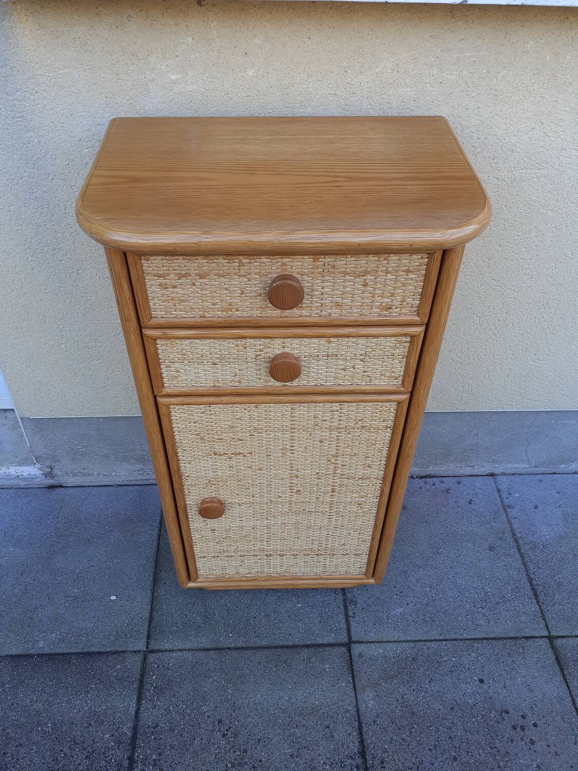 Vintage chest of drawers