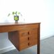 Teak vrijstaand bureau met lade uit Denemarken