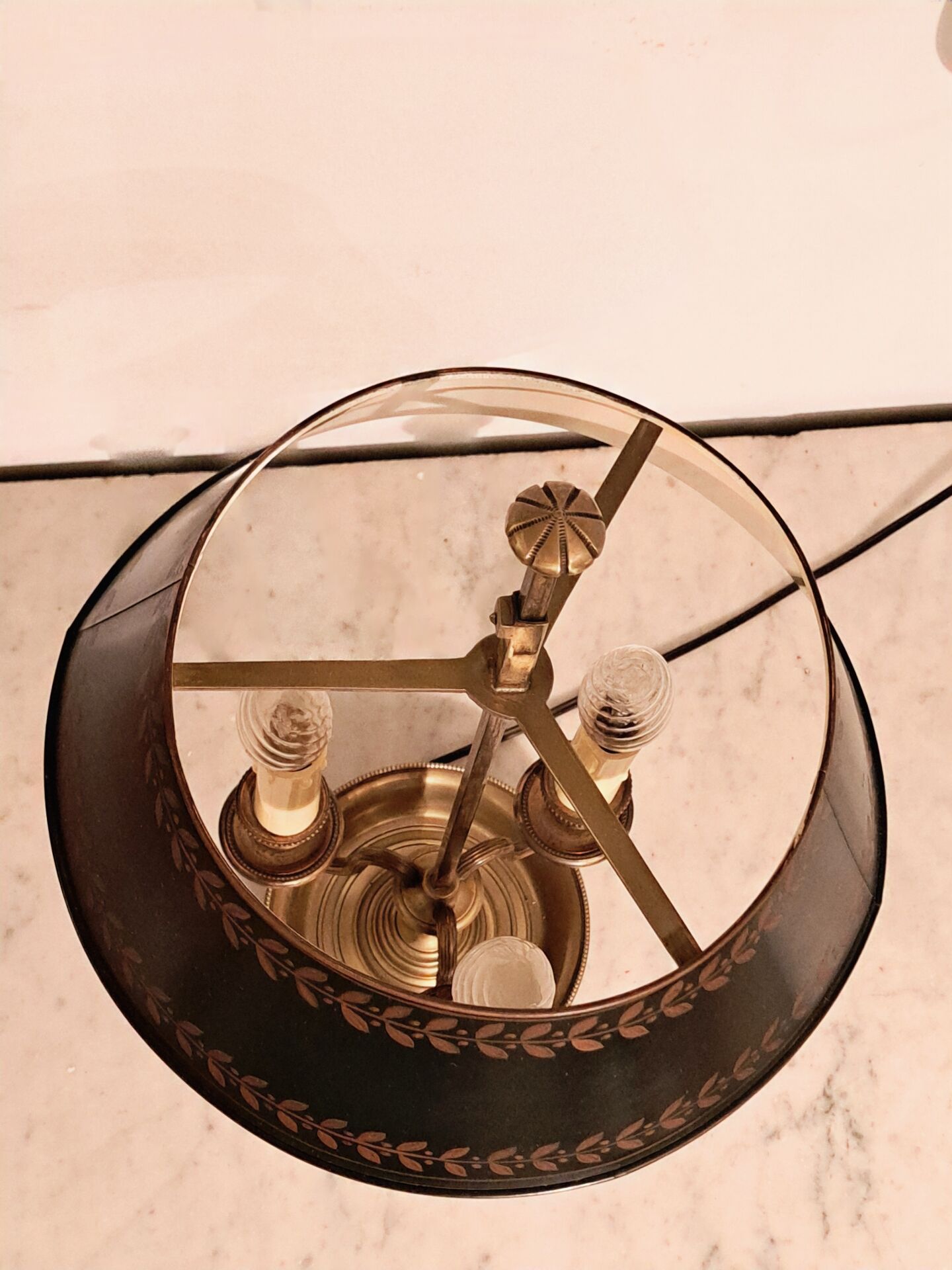 Gilded bronze and painted tin bouillotte lamp