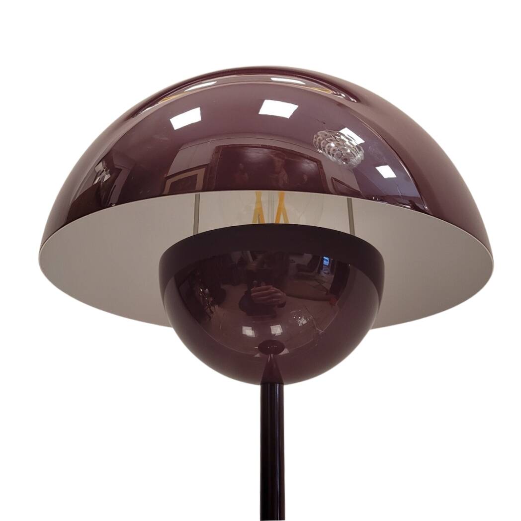 Table lamp “Flowerpot VP3”, Verner Panton para &Tradition, Movimiento