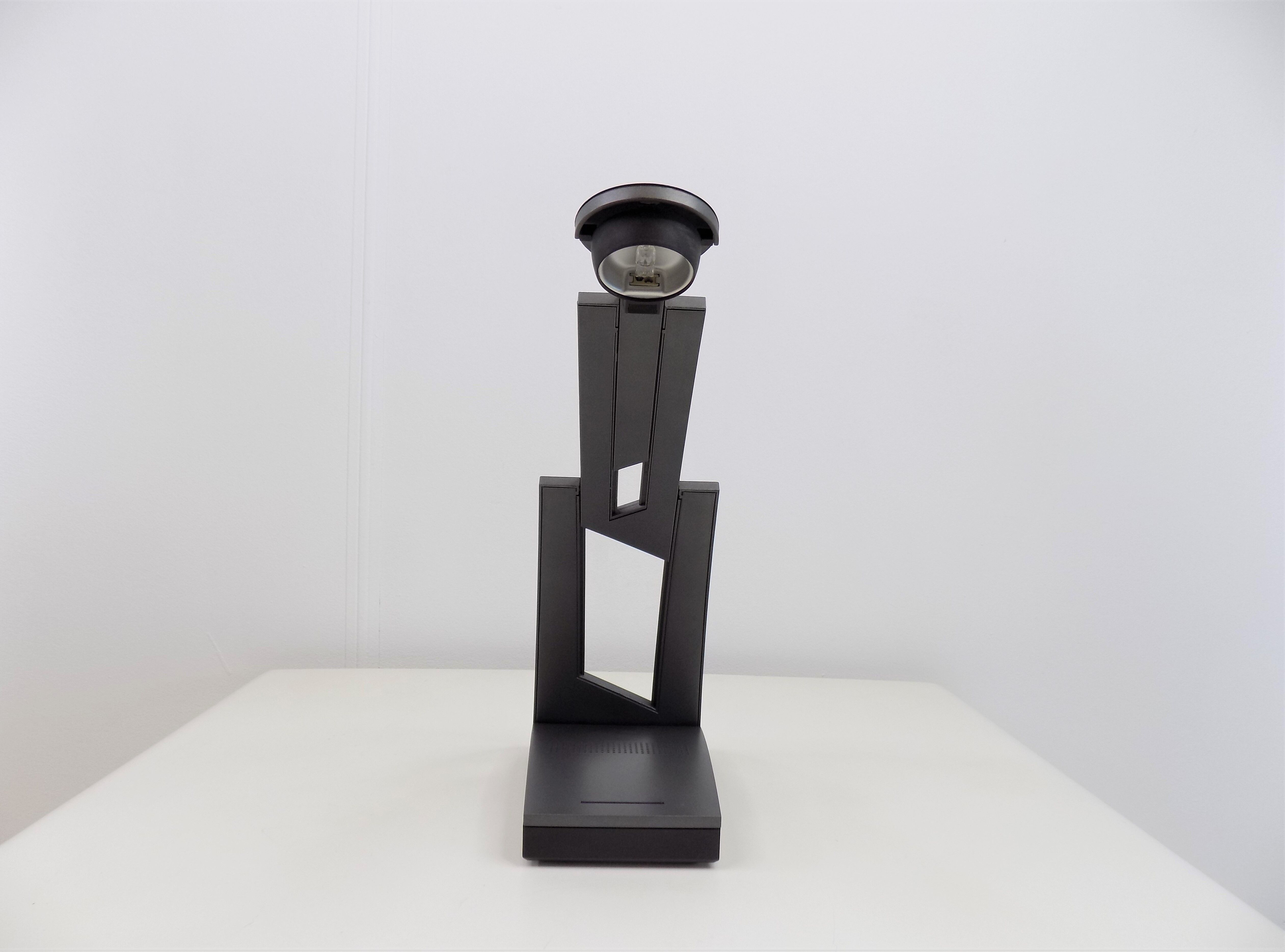 Lampe de table star trek par f.a. porsche