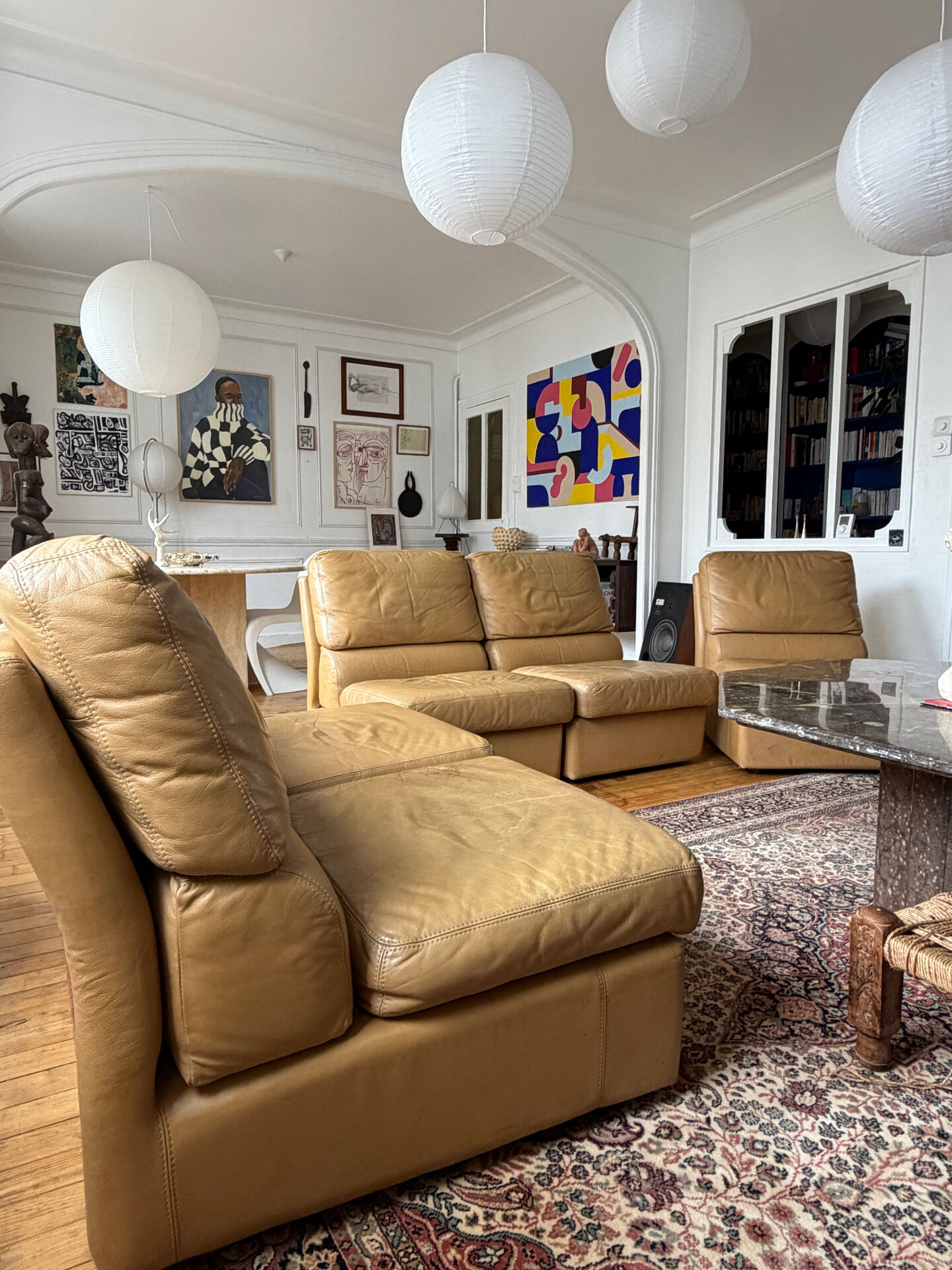 Lot de 5 chauffeuses en cuir vintage