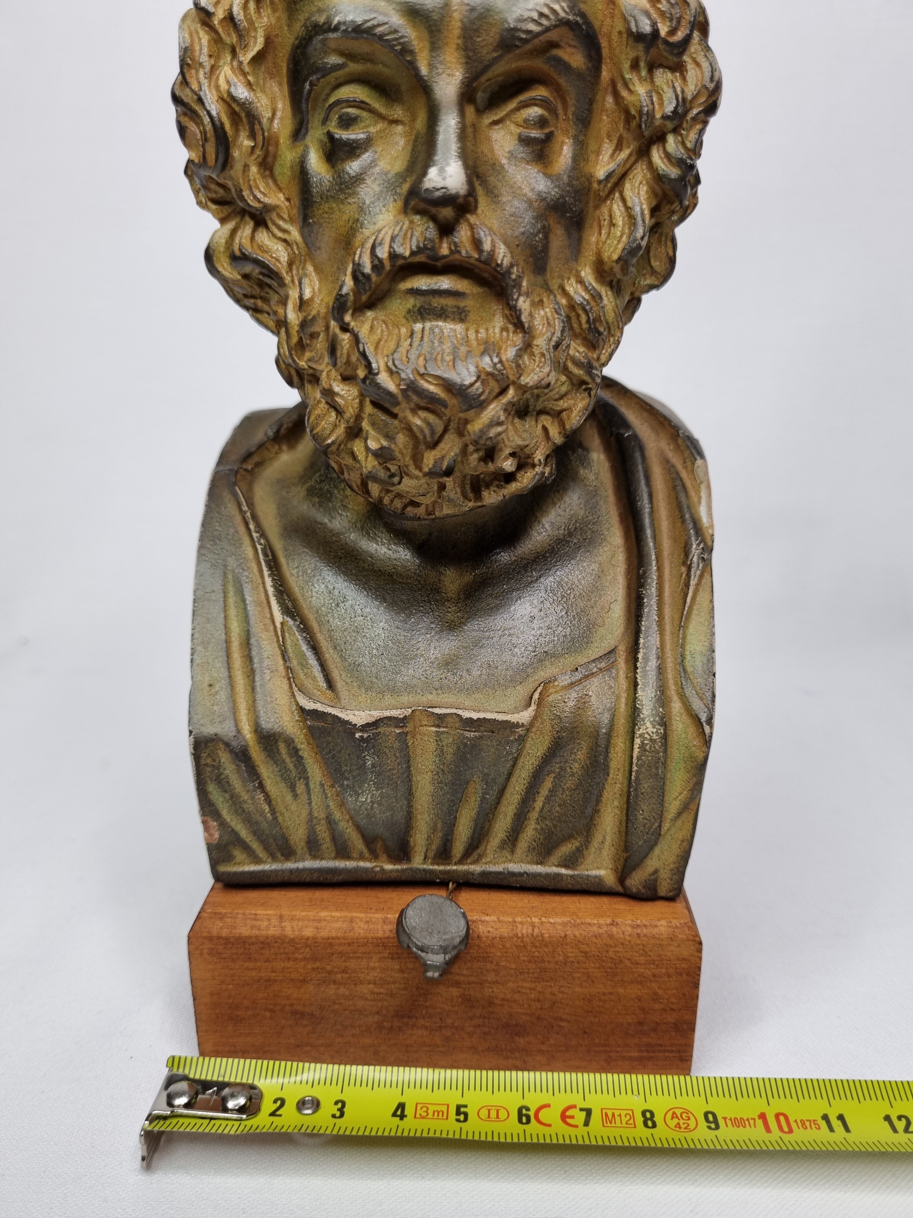 Bust of Homer in patinated plaster on wooden base, 21 cm