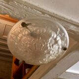 Frosted glass washbasin suspension
