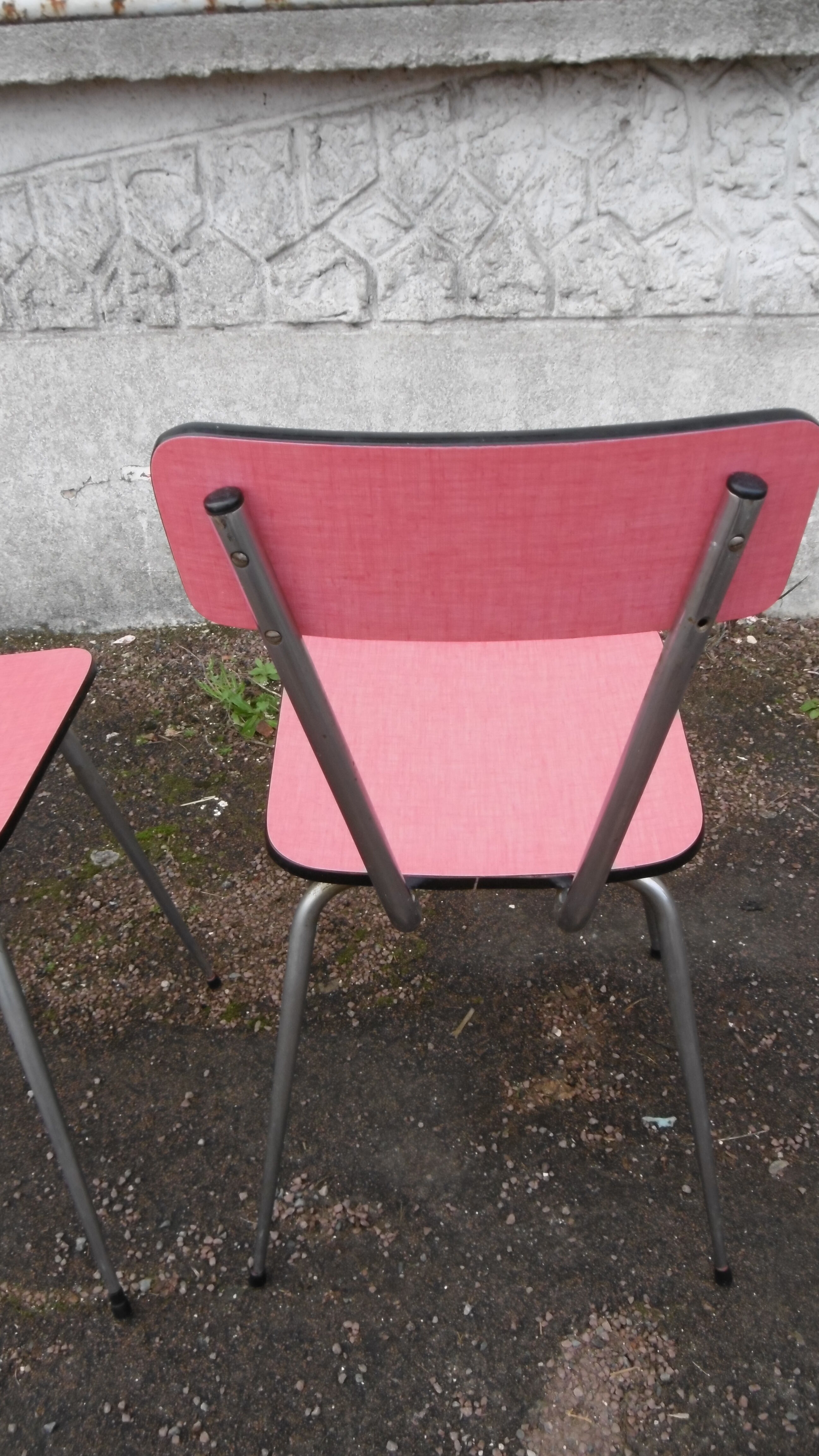 Set of 2 chairs in formica Red