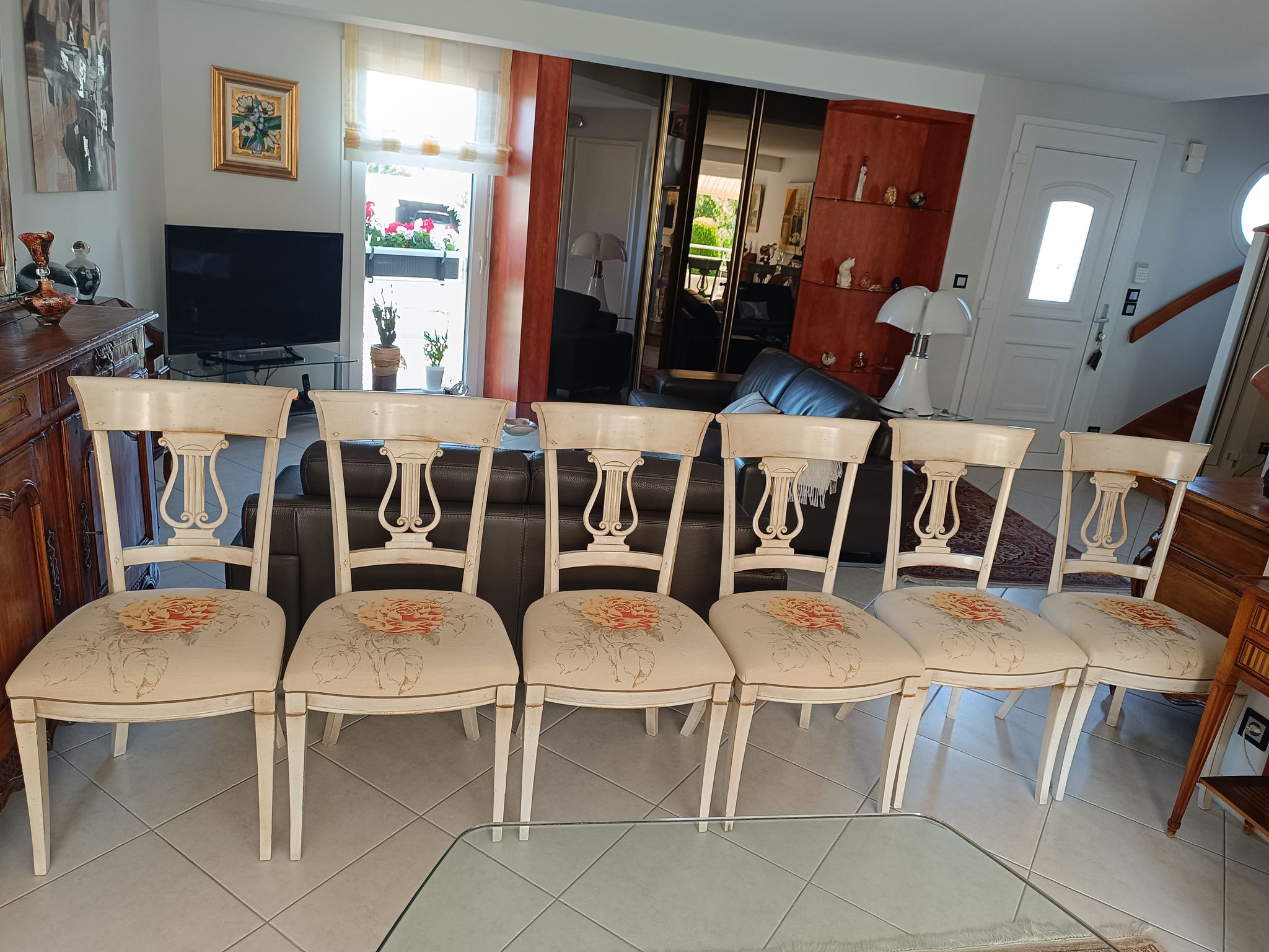 6 chaises contemporaine pour salle à manger.