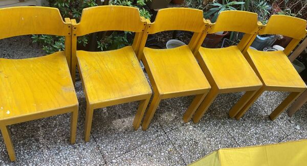 Lot de cinq chaises bois années 50