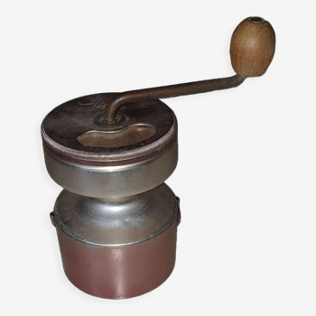 Hop coffee grinder