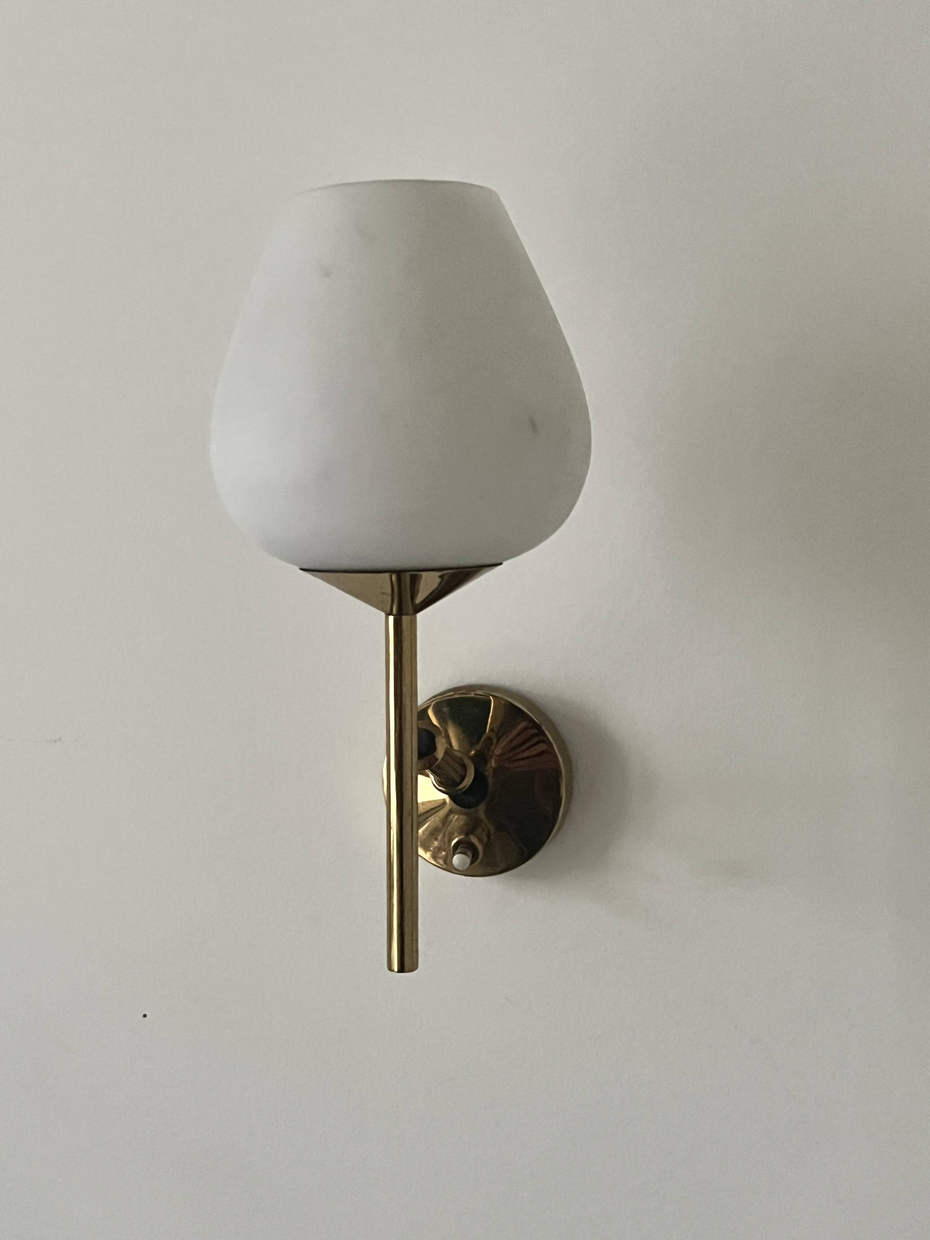 Brass and white opaline glass wall light, Arlus design 1950.