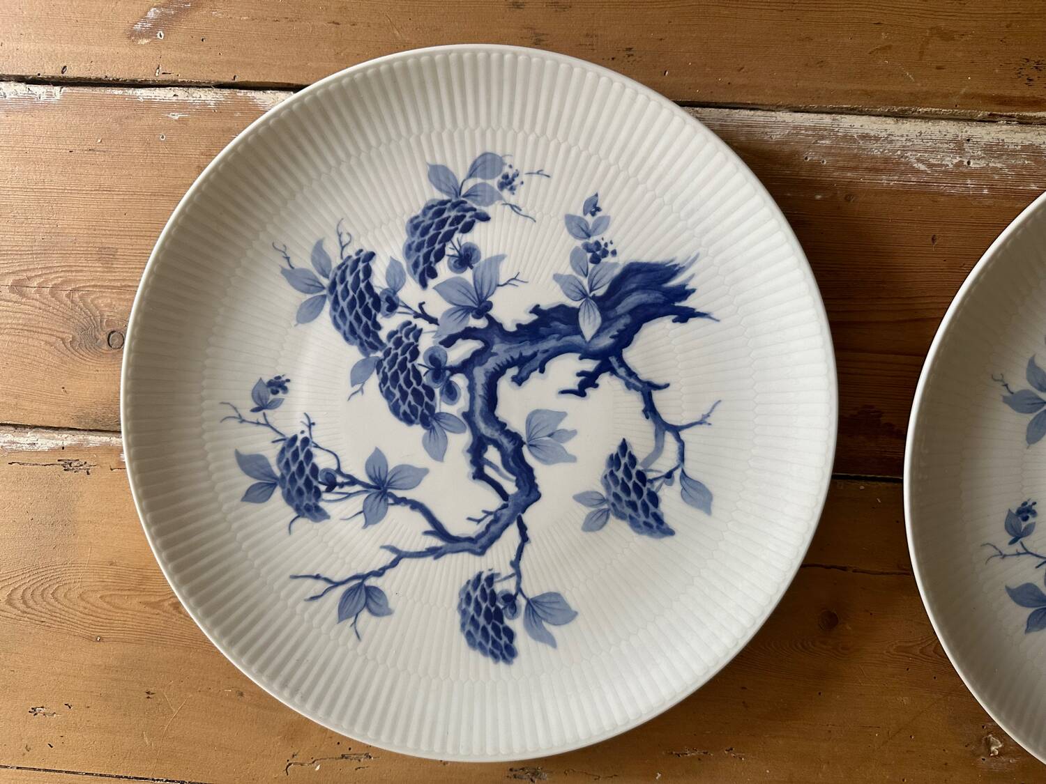 Set of two German porcelain dishes from the 1950s