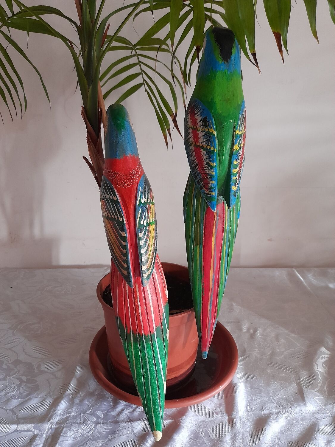 Hand-painted wooden sculpture parrot Vintage exotic macaw