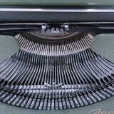 Rooy portable typewriter 1950s khaki metal