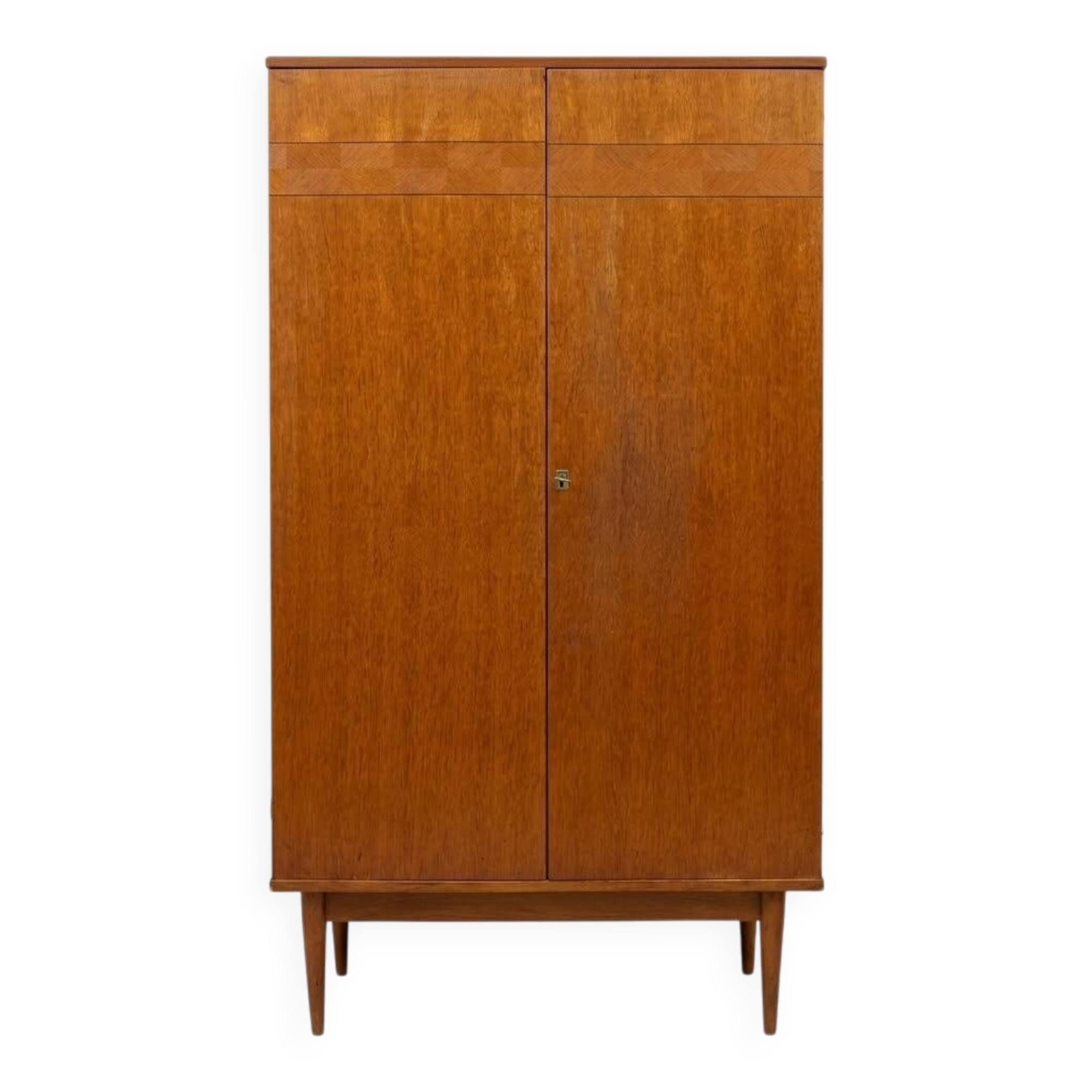 Small Scandinavian wardrobe from the 1960s, 1.30 m high.