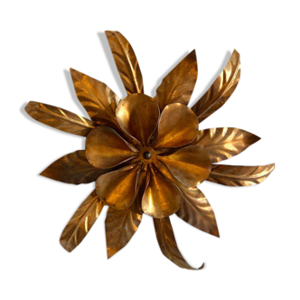 Flower and golden leaves wall sconce