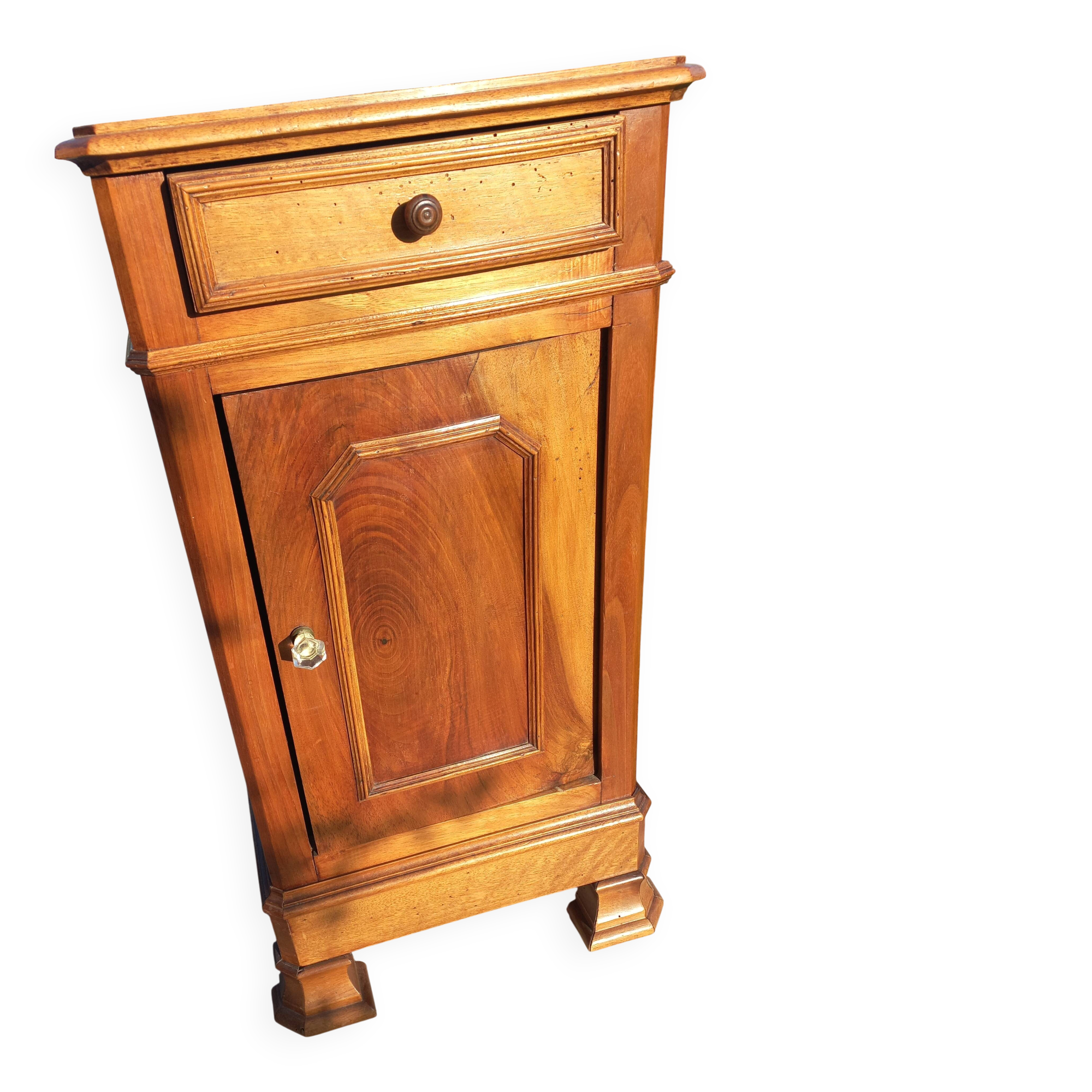 Occasional furniture, walnut bedside table, late 19th century.
