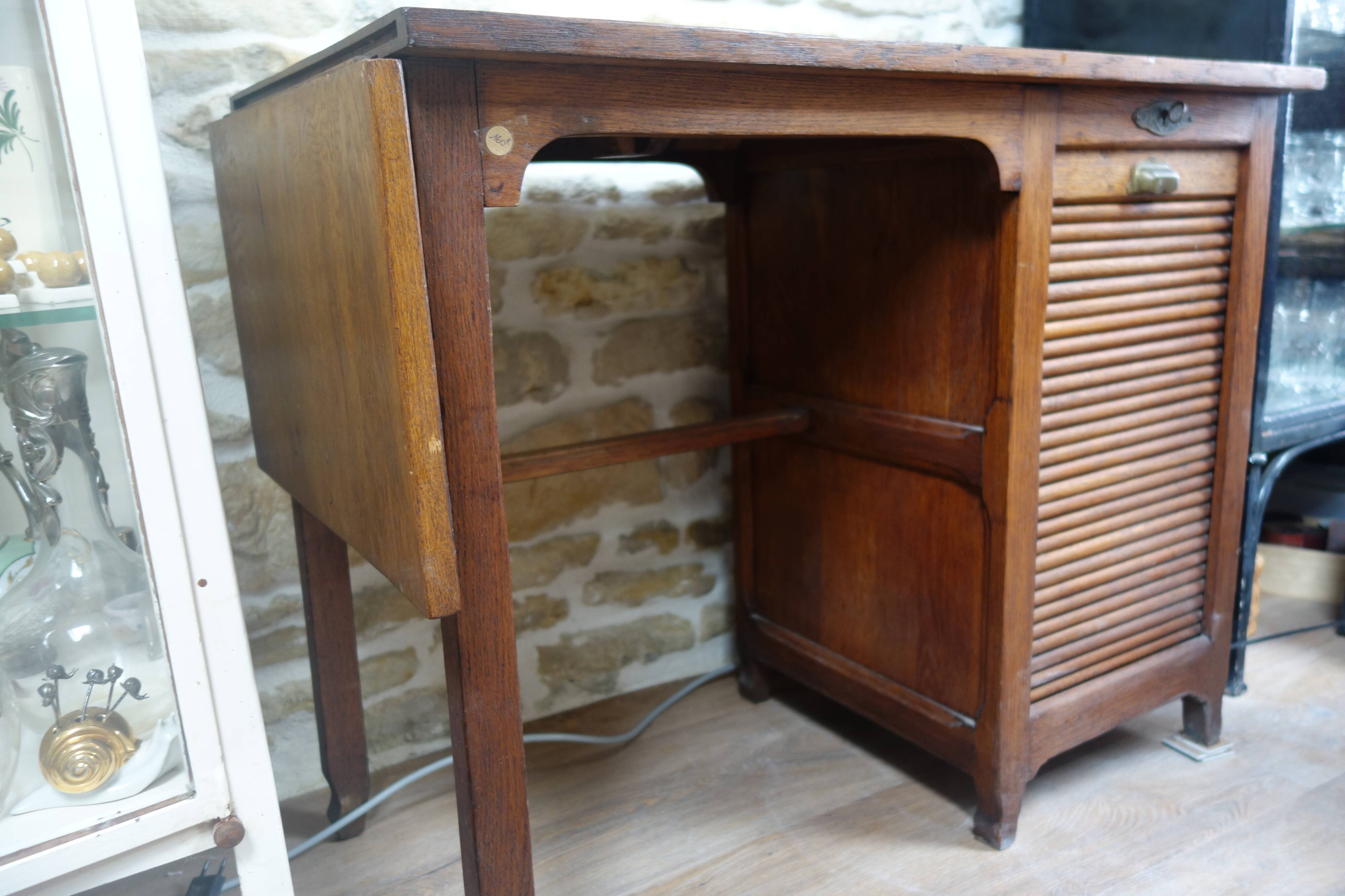 Bureau à rideau en bois avec tablette rabattable