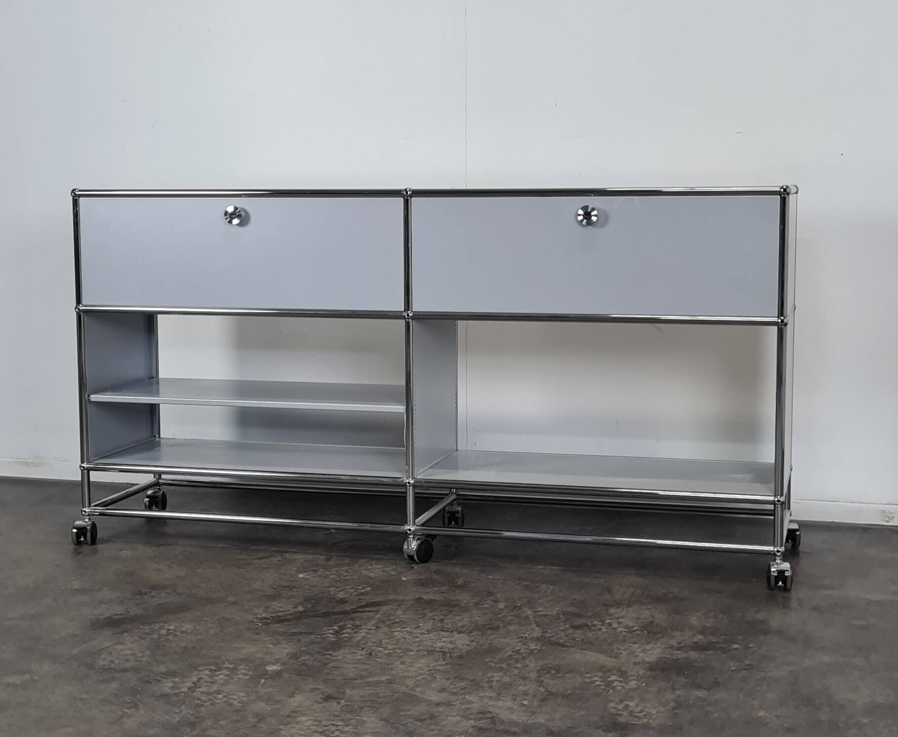Enfilade usm haller