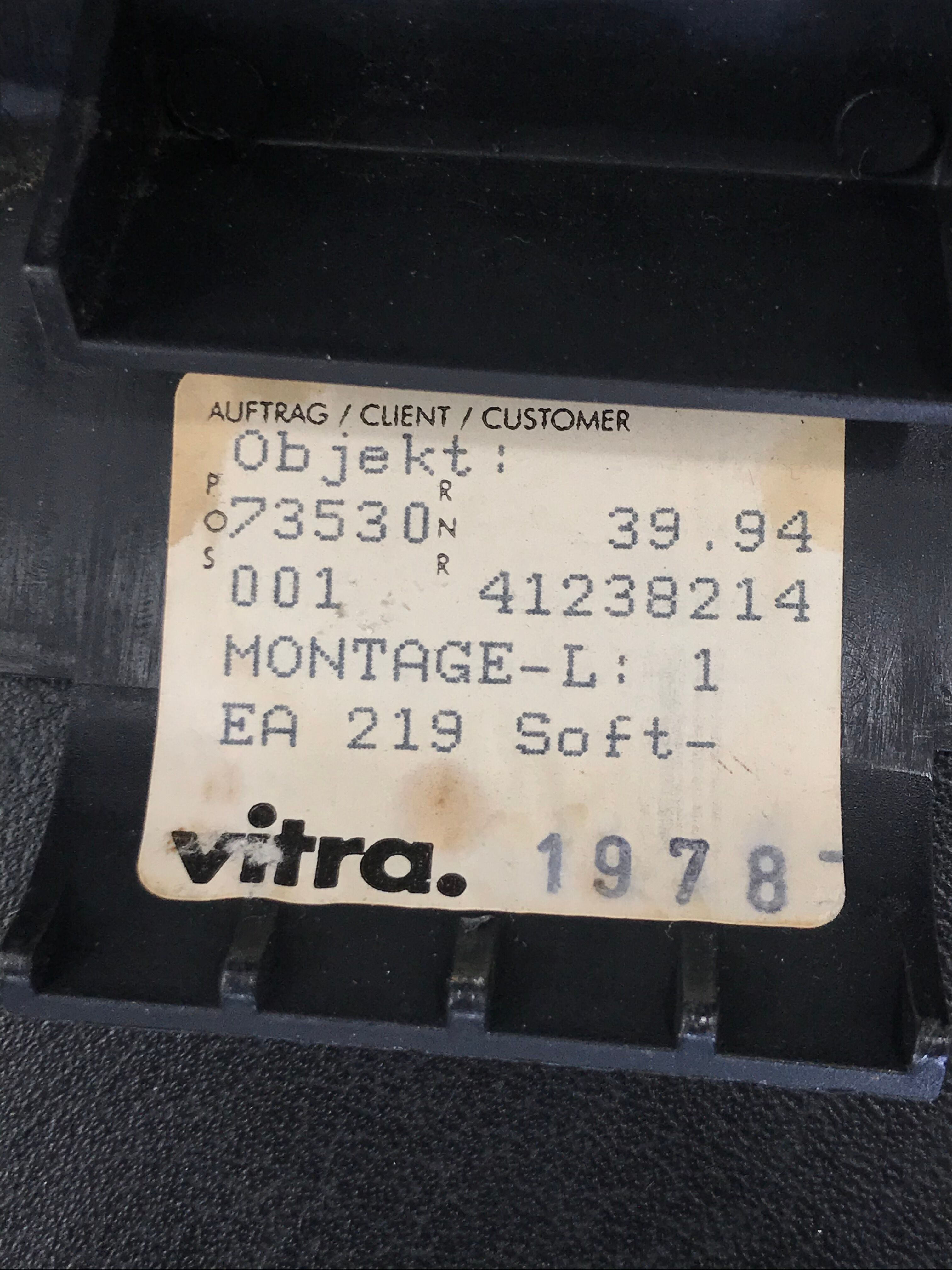 EA 219 swivel armchair by Charles & Ray Eames for Vitra, 1978