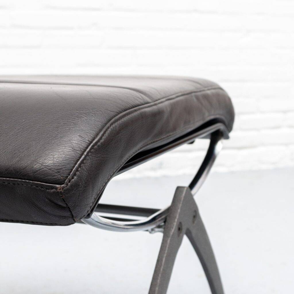 Zanotta Smirne chaise longue Gianfranco Gualtirotti