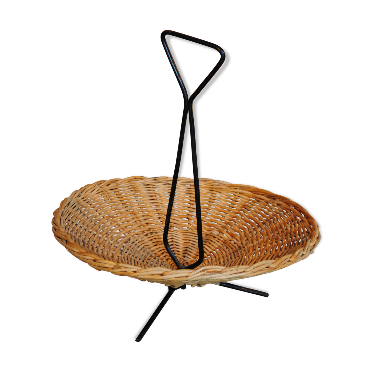 Wicker fruit basket