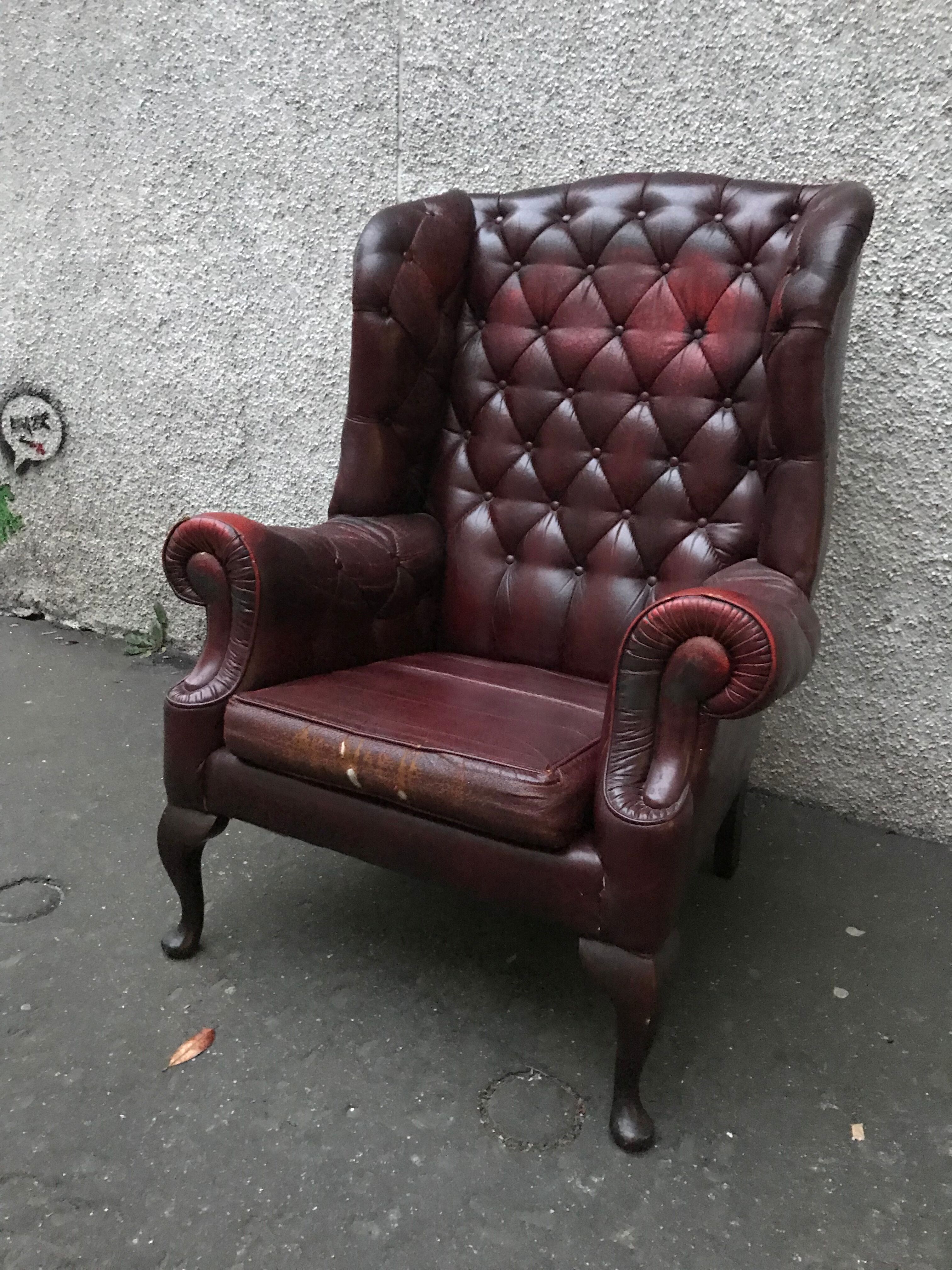 Fauteuil bergère chesterfield anglais