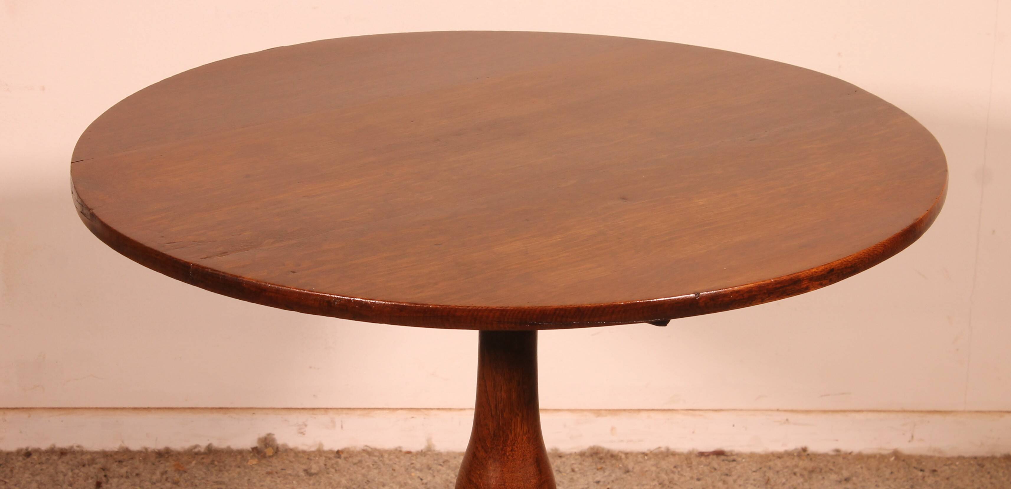 Oak gueridon circa 1800