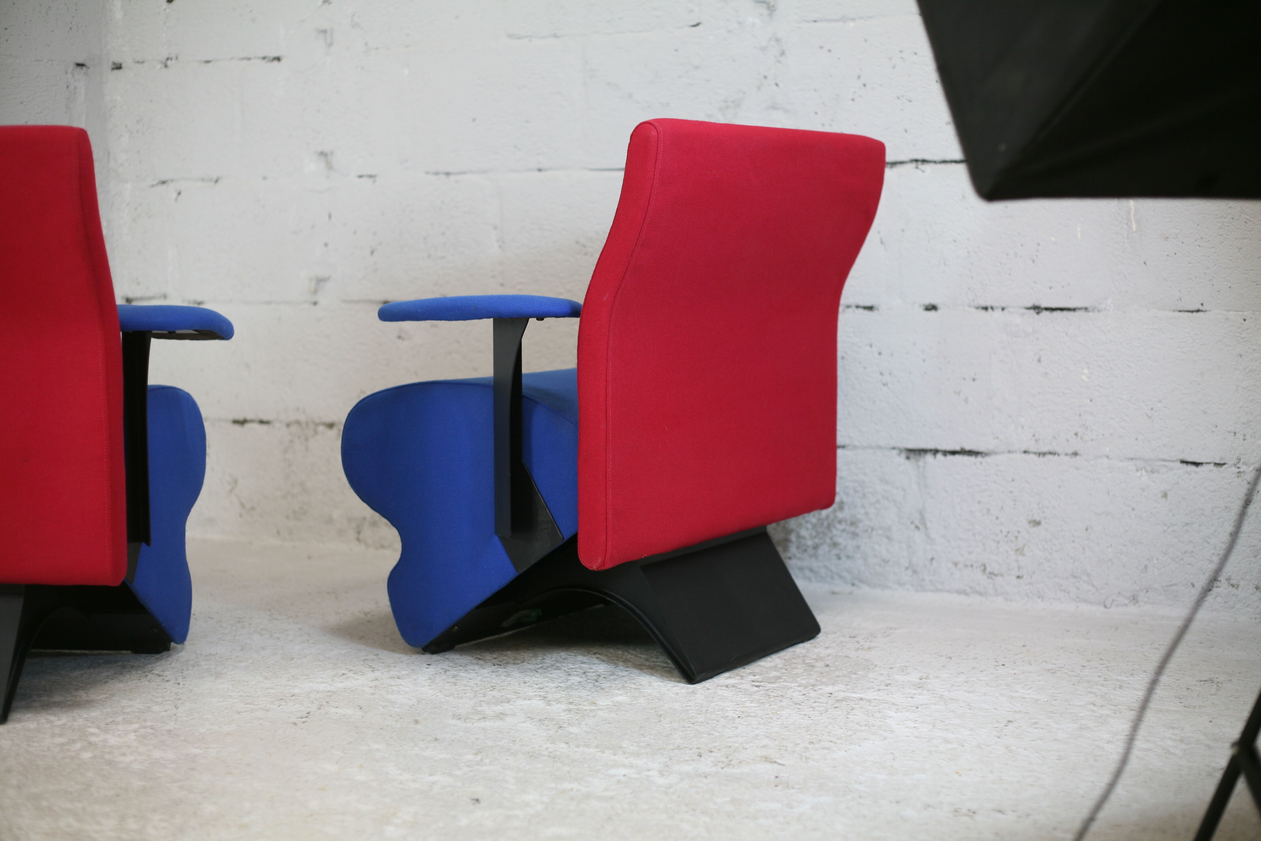 Paire de fauteuils 1995