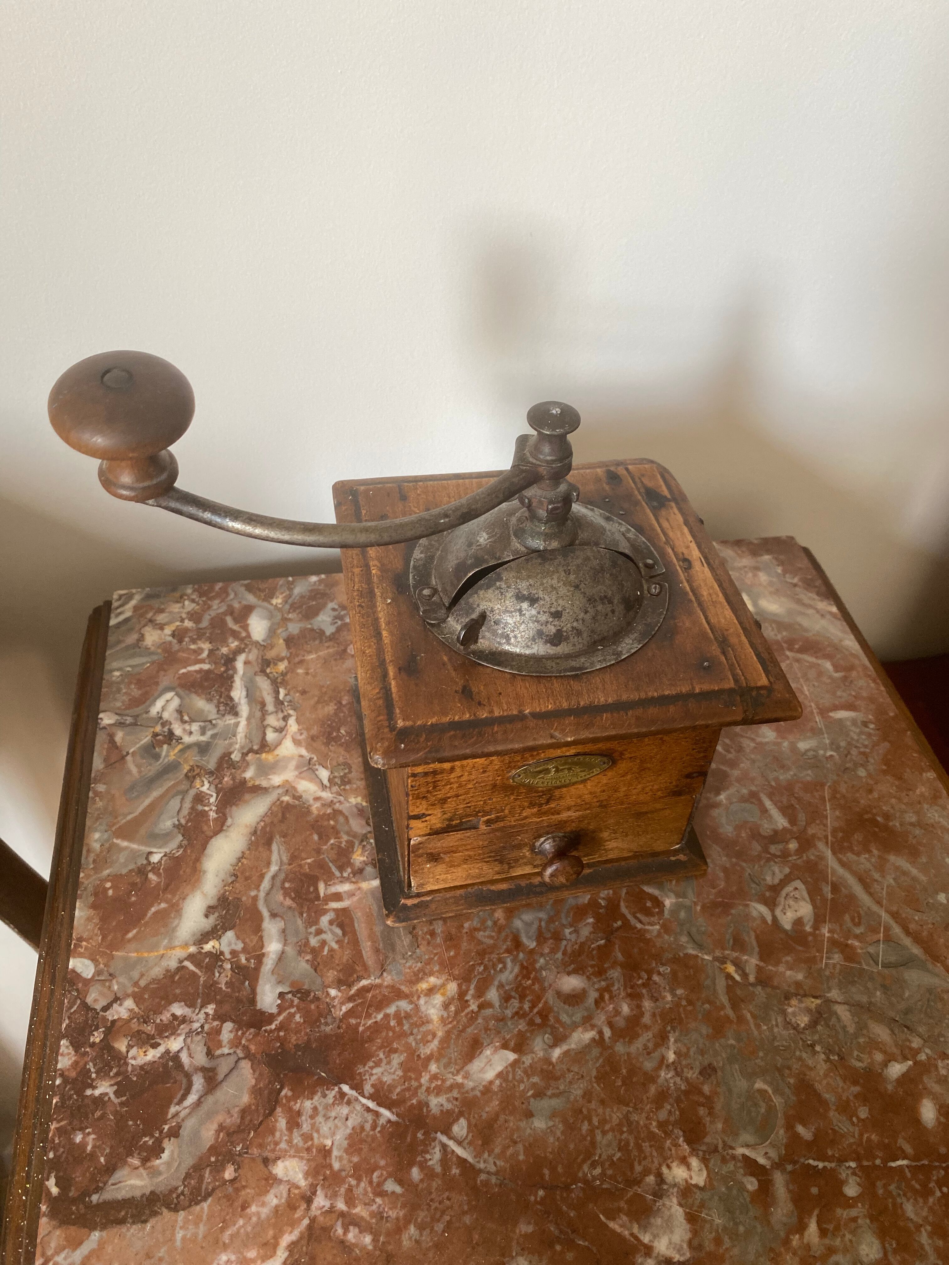 Old coffee grinder Peugeot
