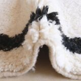 Contemporary Berber Rug - 250 x 194 cm