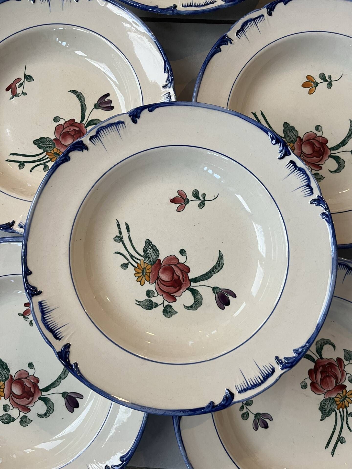 Set of 6 polychrome deep plates "Velars" Longchamp