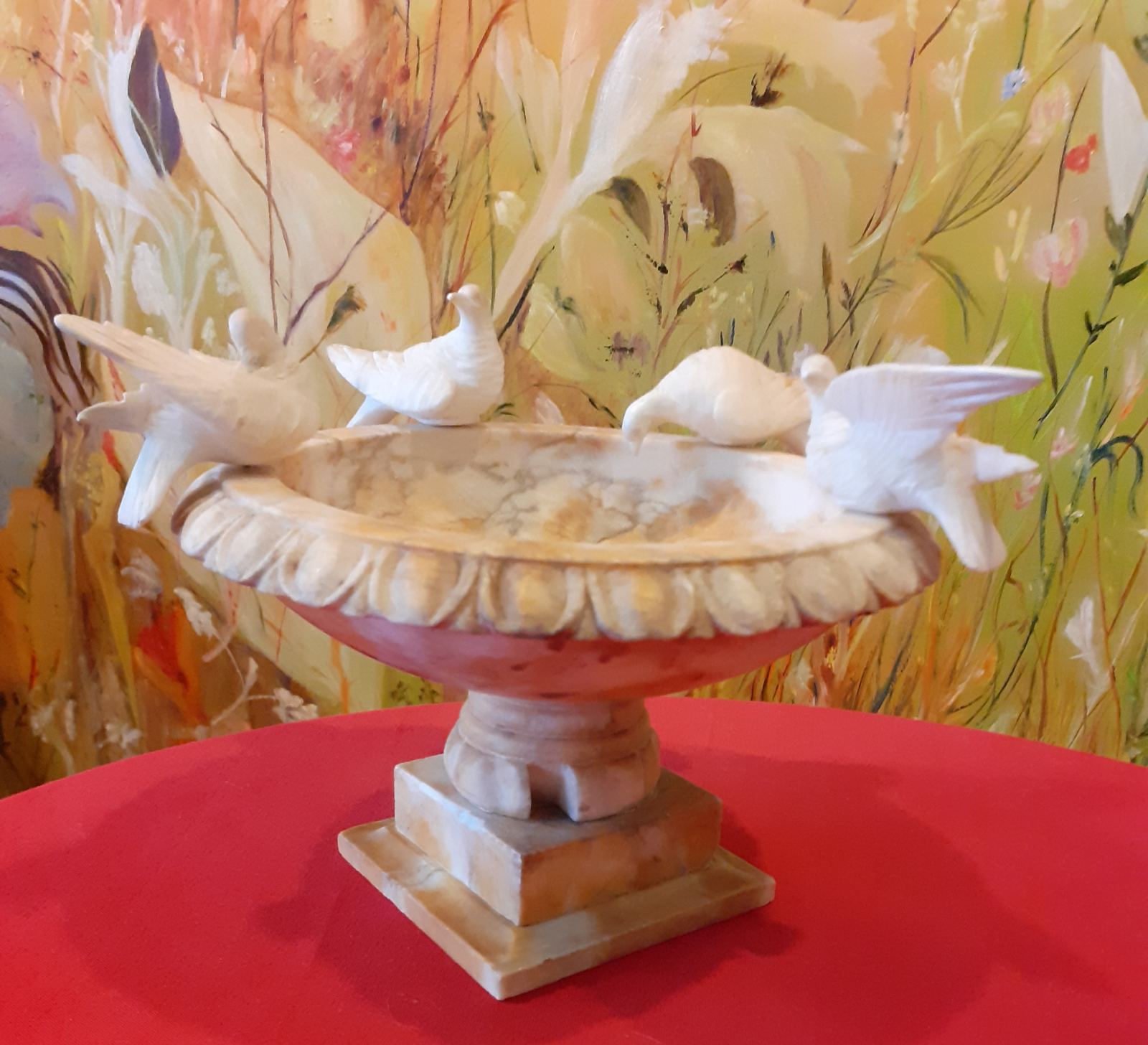 Empty pocket in albatre