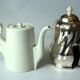Cafetière en porcelaine HKE avec capot chauffant en métal argenté - Vintage