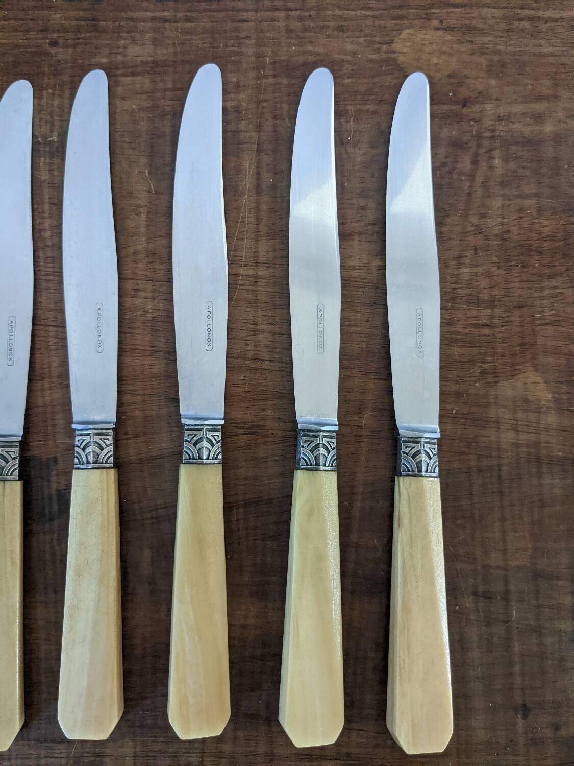 Set of 7 Apollonox knives