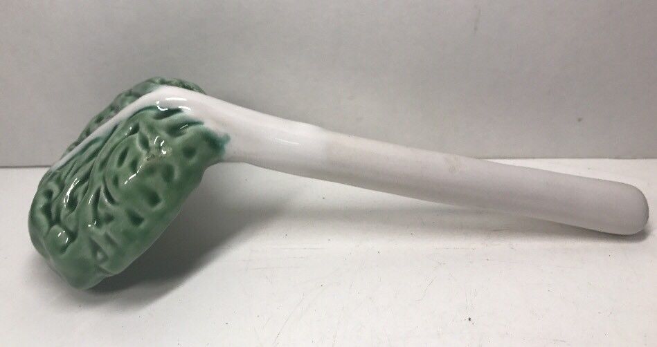 Soup tureen in slip in the shape of cabbage Portugal