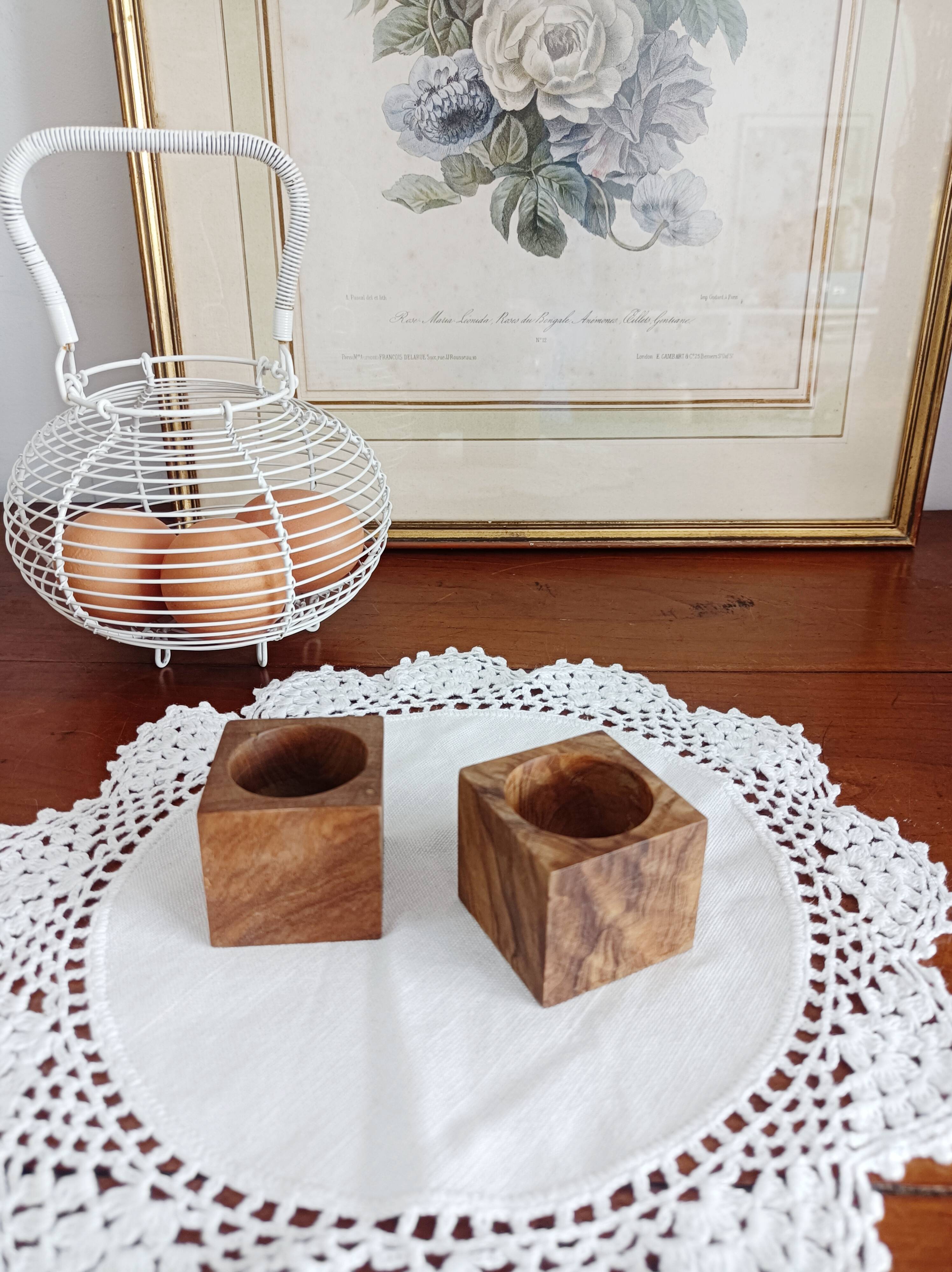 Set of 2 olive wood egg cups