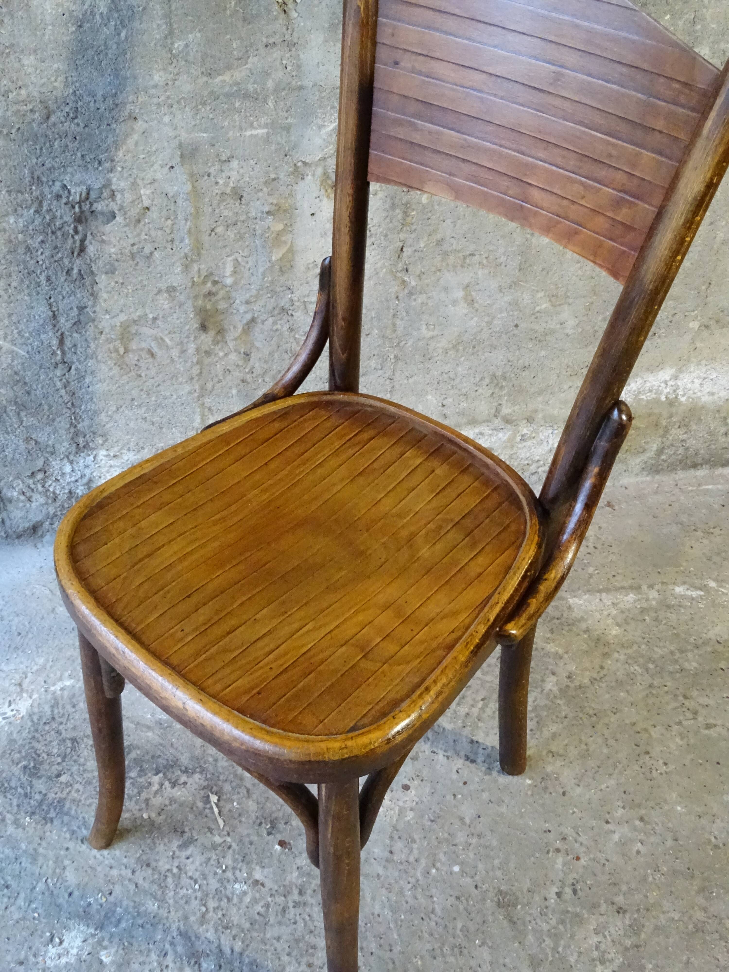 Fischel bistrot chair N°7273, wooden seat, circa 1930