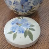 Ceramic pot and its lid