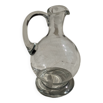 Glass carafe with spout and handle