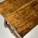 Table espagnole du XVIIIe siècle