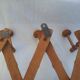 Portemanteau extensible en bois