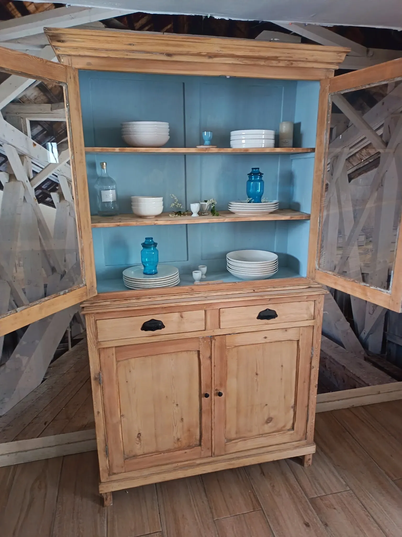 Old country dresser