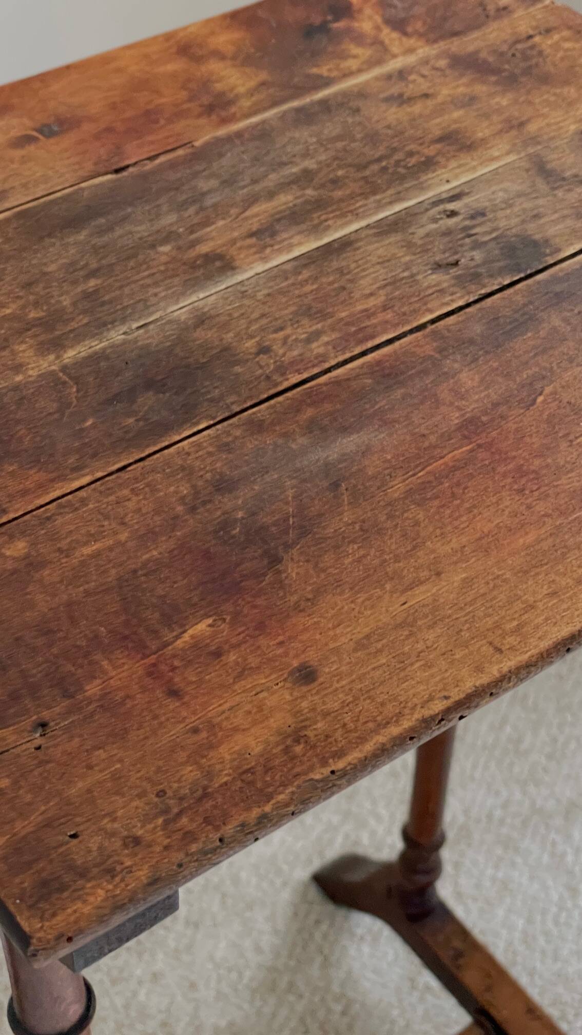 NIGHTSTAND Antique Turned Wood