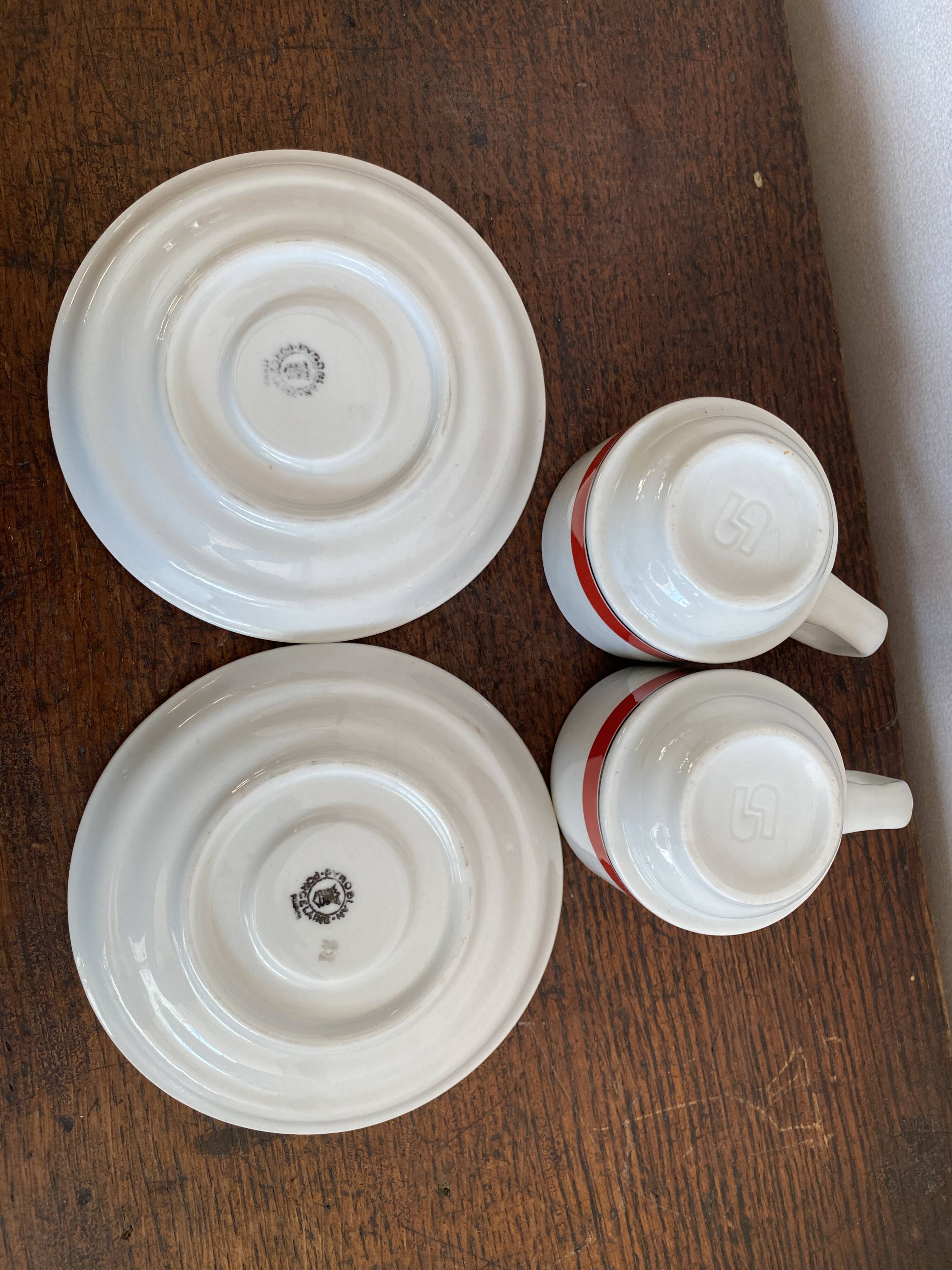 2 coffee cups and bistro saucers, Sarreguemines, vintage Red Band