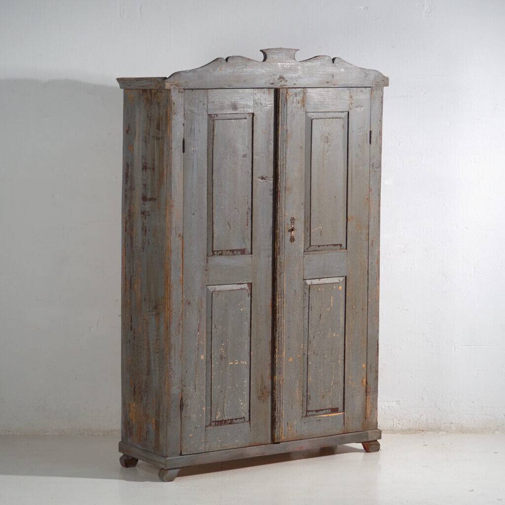 Rustic painted wardrobe in wood, Central Europe, circa 1900–1920