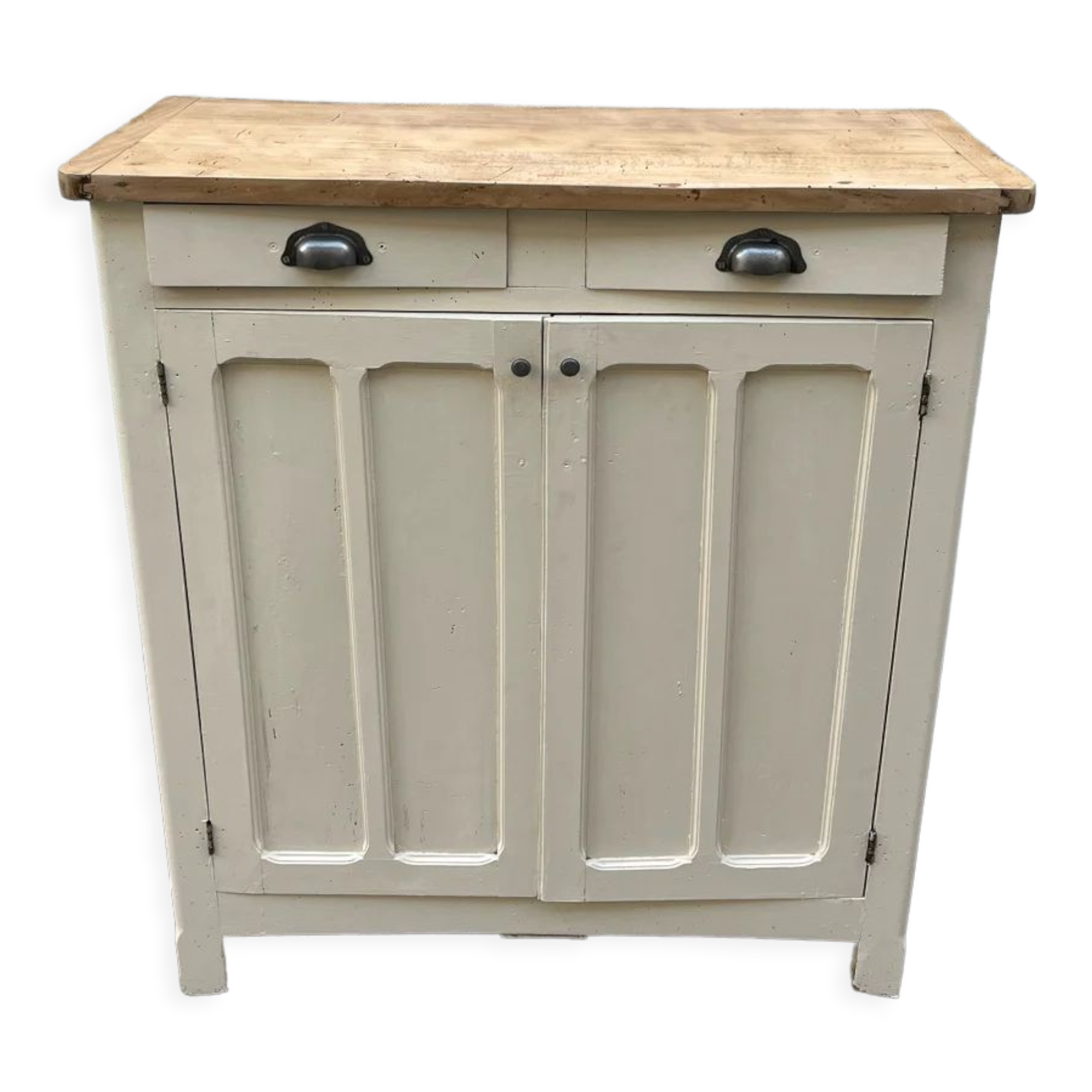 Creamy white Parisian buffet