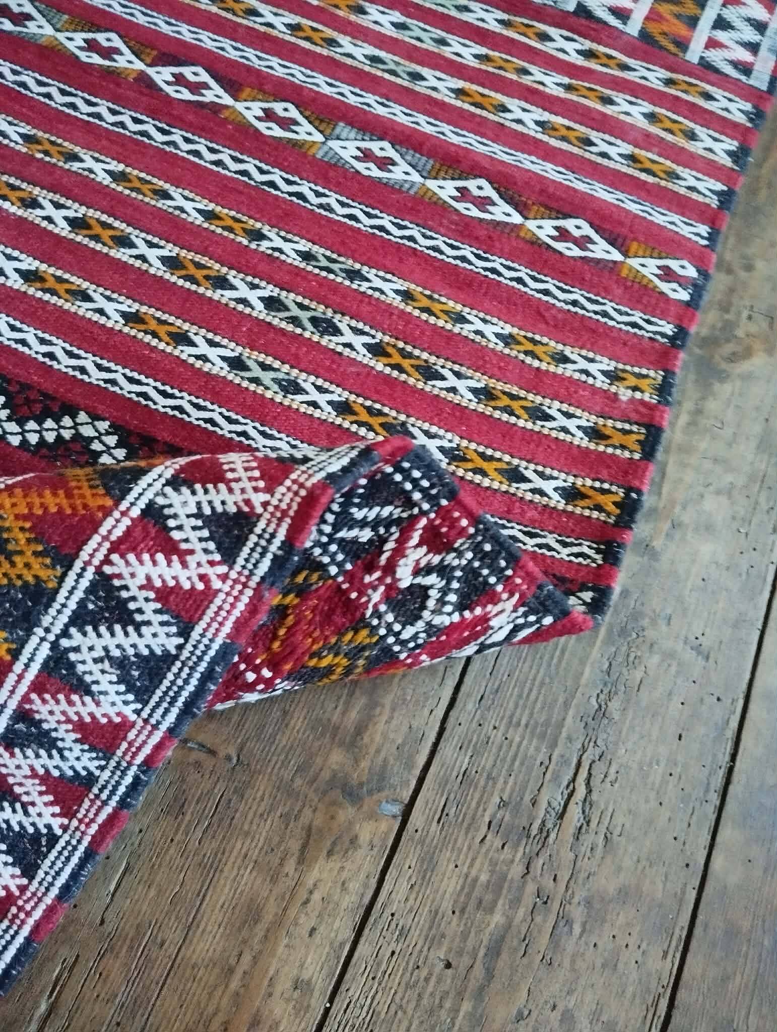 Berber Zemmour rug handmade 230x144cm