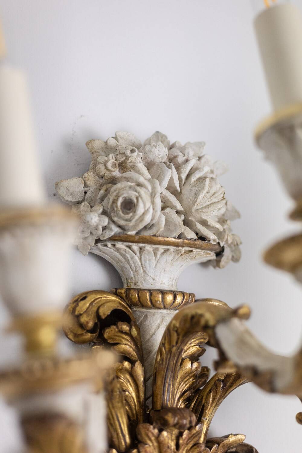 Pair of Louis XVI style wall lights in gilded and lacquered wood. Circa 1900.