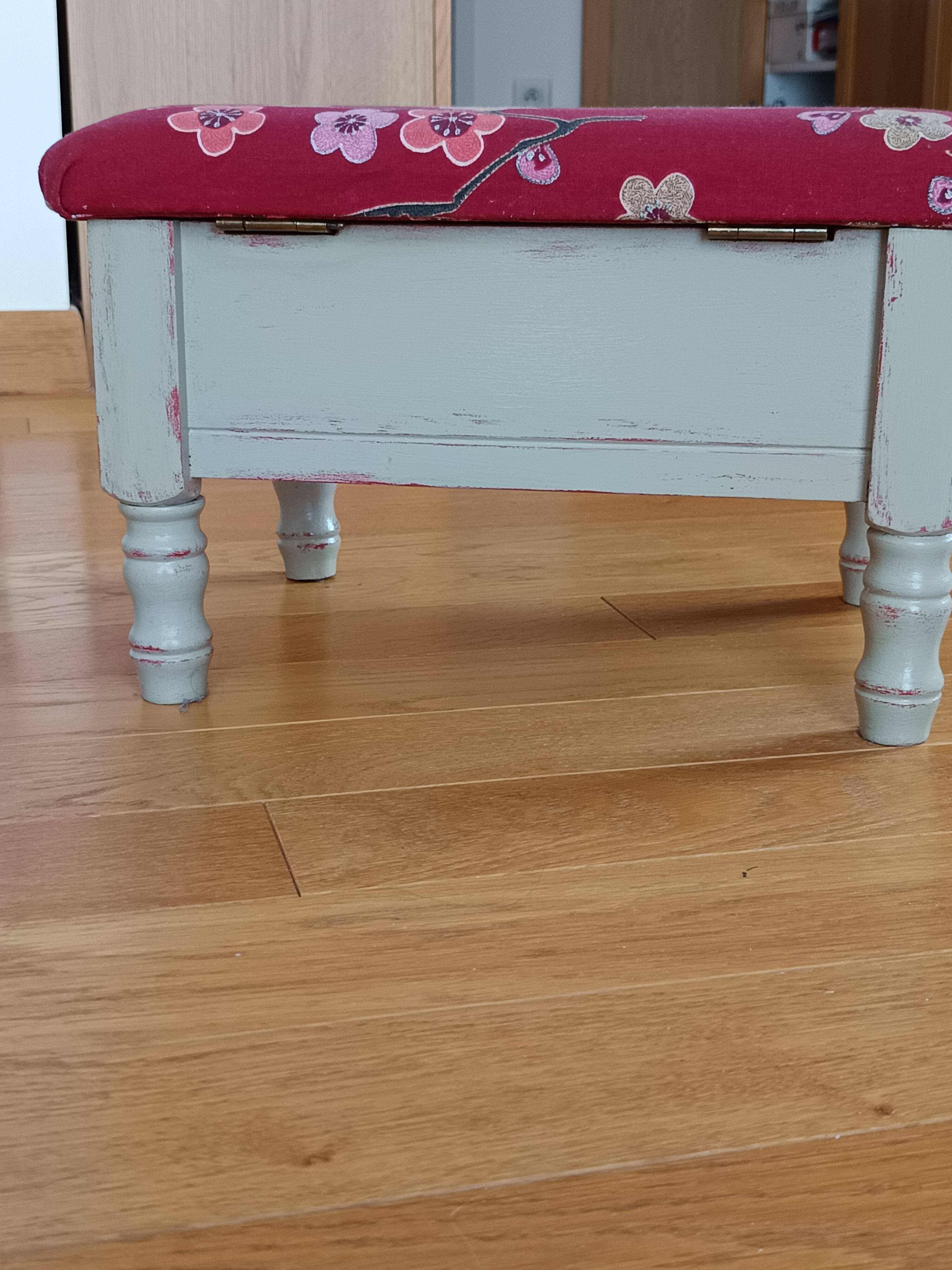 Footrest with storage.