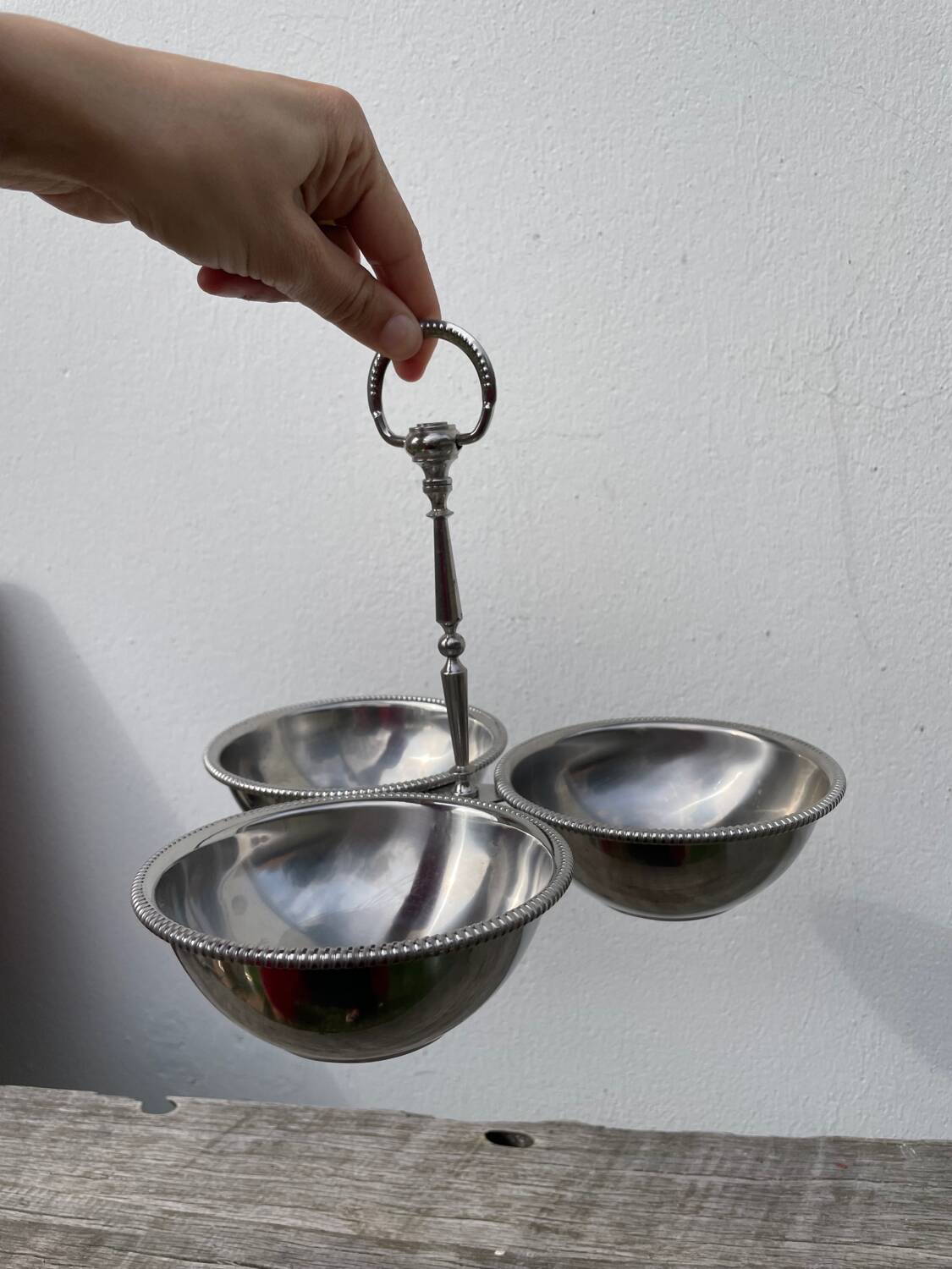 Silver-plated compartment dish