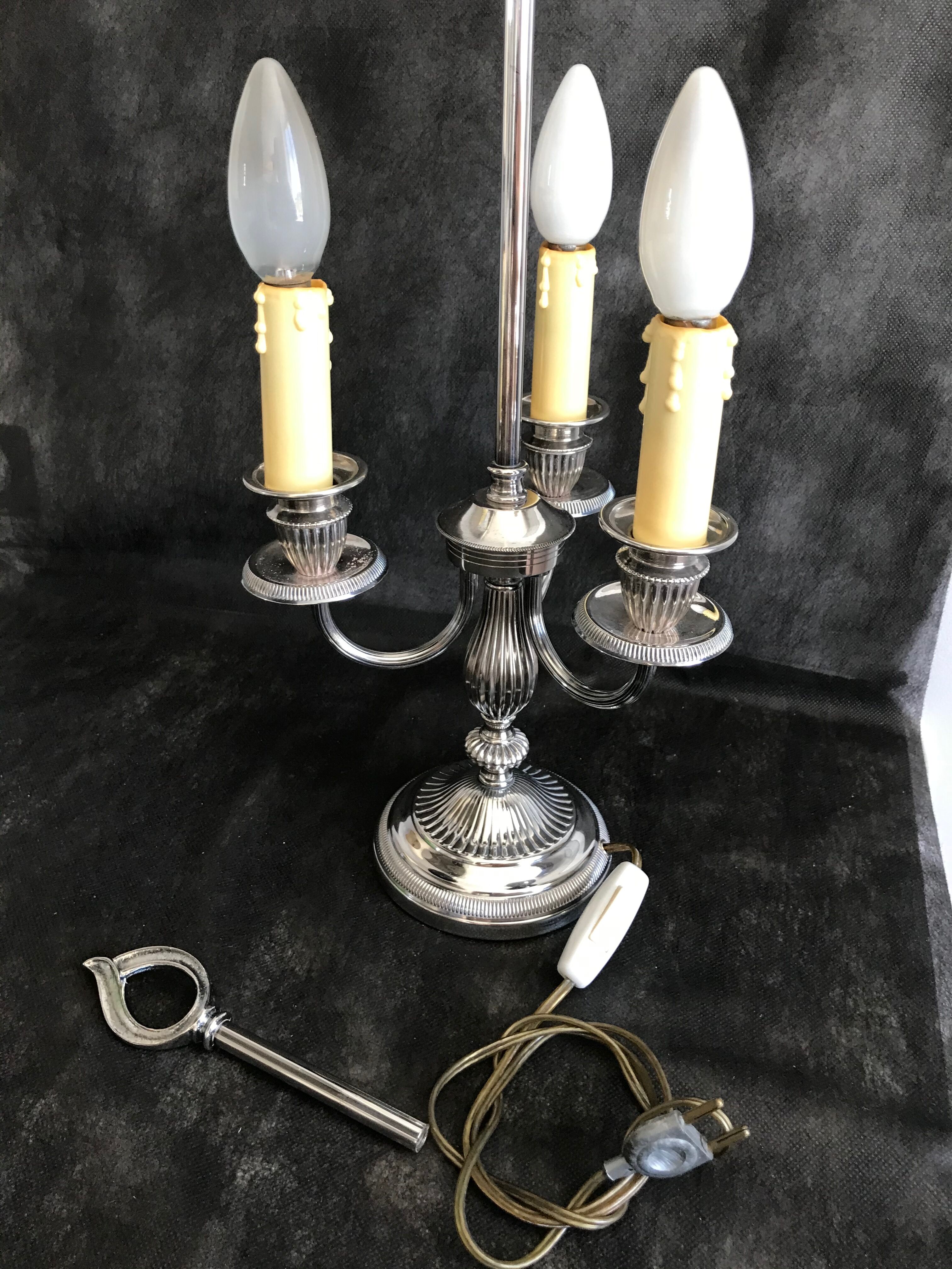 Lampe de bureau candélabre à 3 lumières